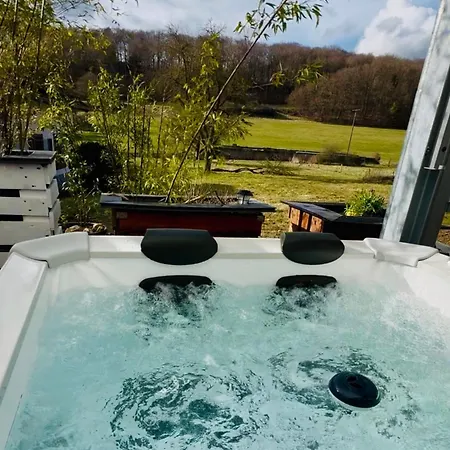 Eifelsuiten - Suiten Mit Sauna, Kamin Und Balkon In Der Vulkaneifel - Kerpen Loogh Buitenkant foto