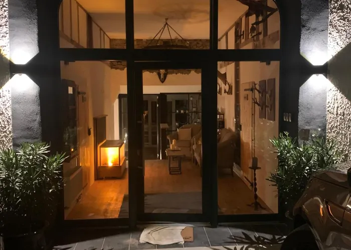 Eifelsuiten - Suiten Mit Sauna, Kamin Und Balkon In Der Vulkaneifel - Kerpen Loogh