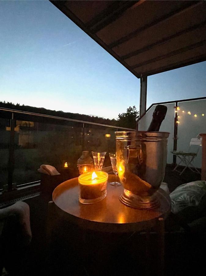 Eifelsuiten - Mit Sauna, Kamin Und Balkon In Der Vulkaneifel - Kerpen Loogh *