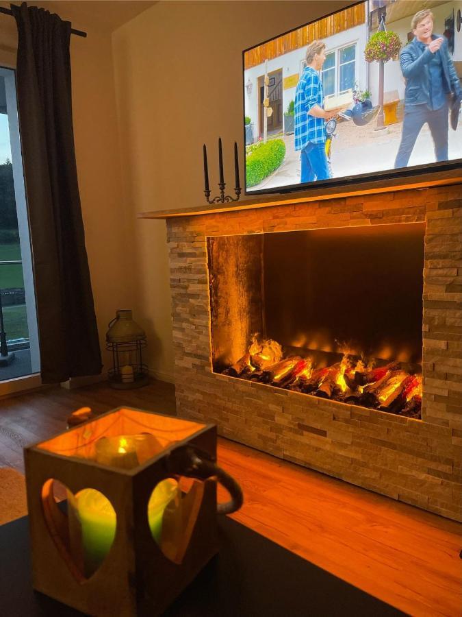 Eifelsuiten - Mit Sauna, Kamin Und Balkon In Der Vulkaneifel - Kerpen Loogh Apartment