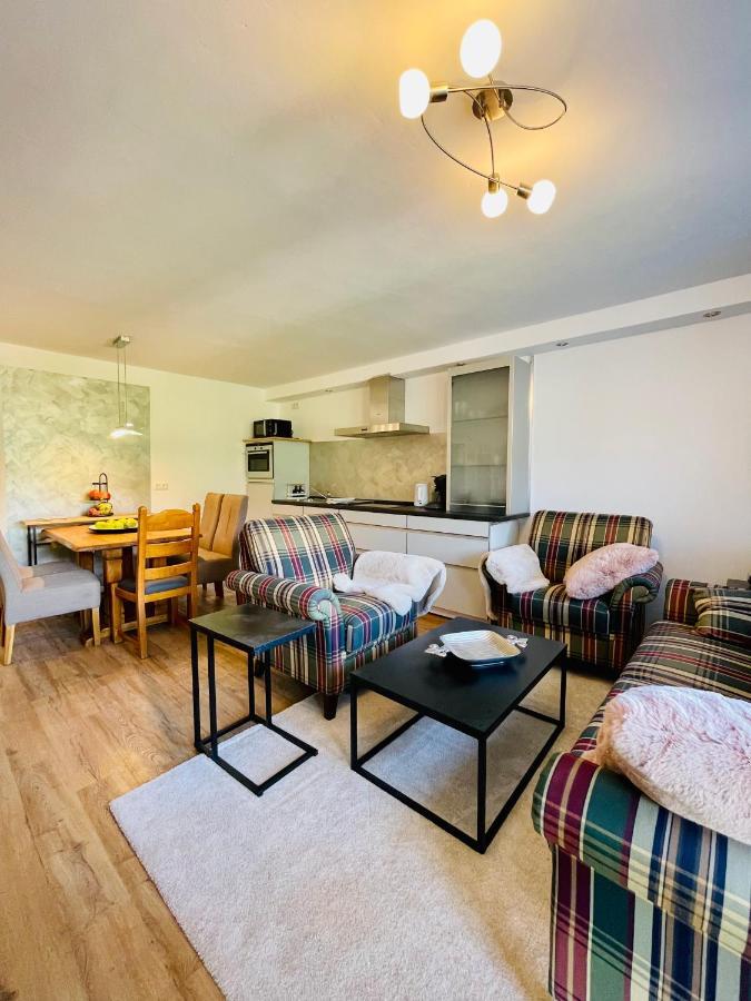 Eifelsuiten - Mit Sauna, Kamin Und Balkon In Der Vulkaneifel - Kerpen Loogh Apartment