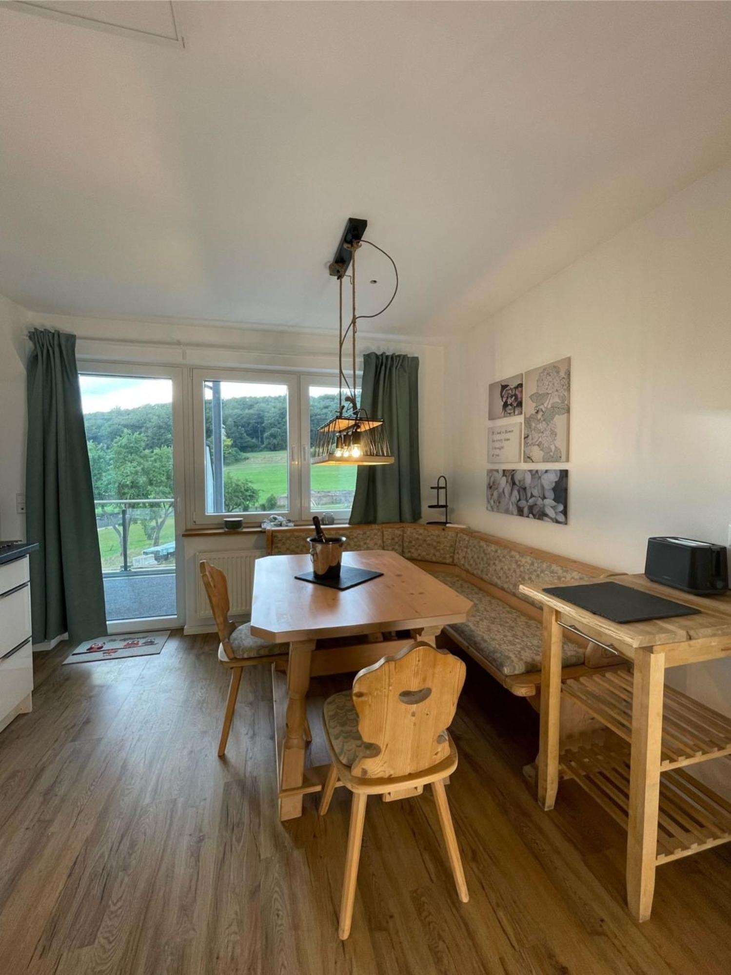 Eifelsuiten - Mit Sauna, Kamin Und Balkon In Der Vulkaneifel - Kerpen Loogh Kerpen (Rhineland-Palatinate)