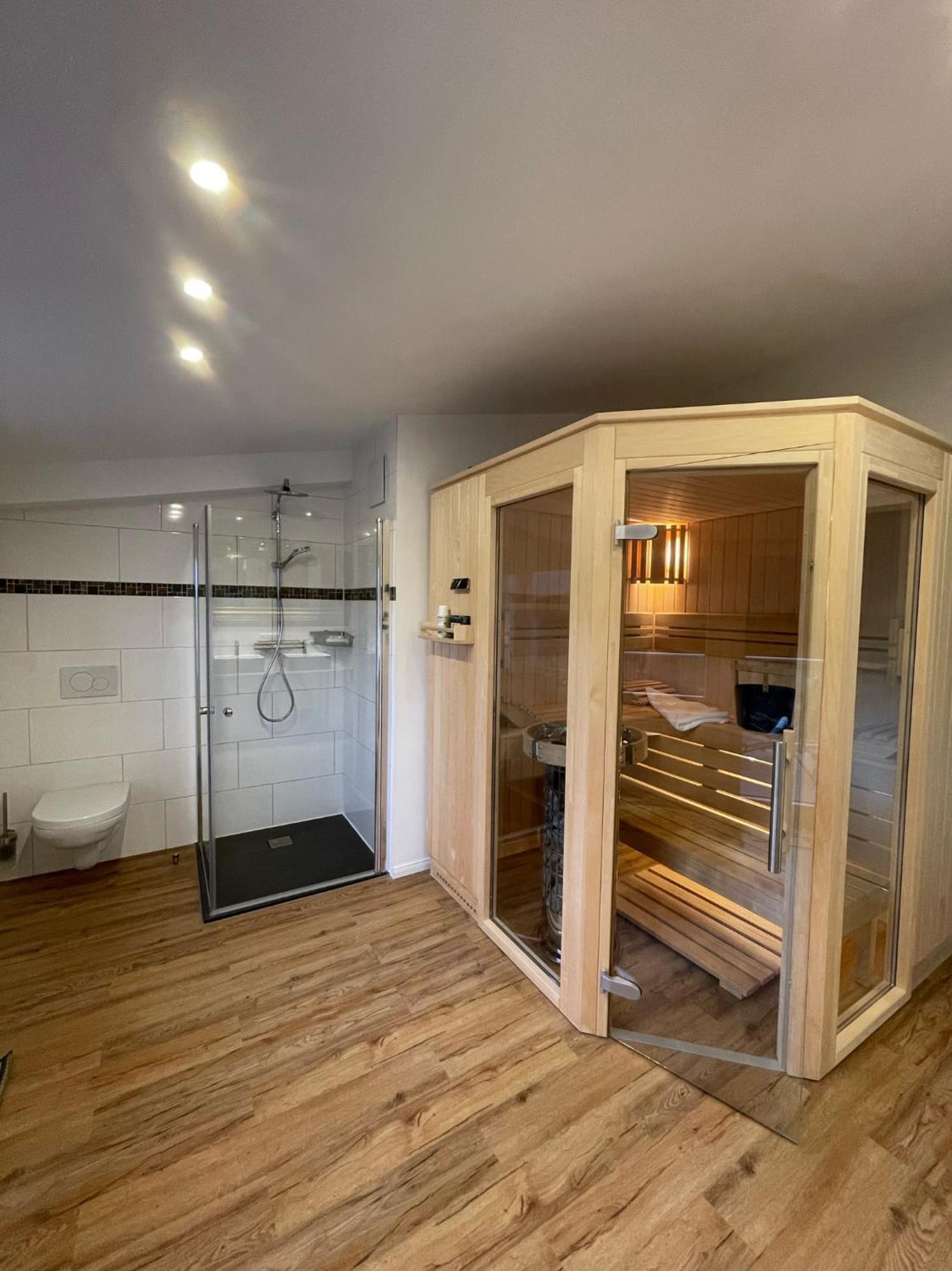 Eifelsuiten - Mit Sauna, Kamin Und Balkon In Der Vulkaneifel - Kerpen Loogh Apartment *